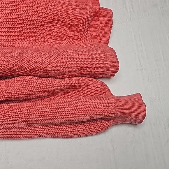 Women's Pink XL Old Navy Crew Neck Sweater - Picture 3 of 6